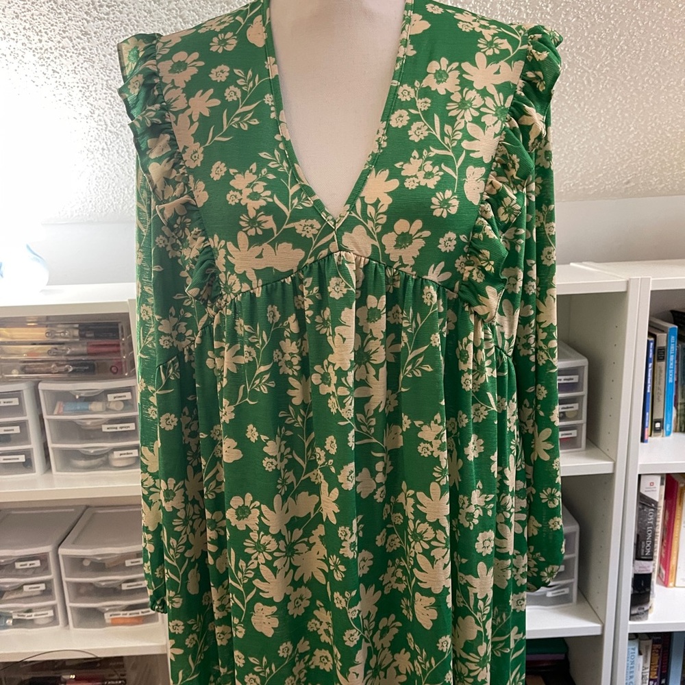 ASOS Green Floral Puffy Long-Sleeved Midi Dress Size 14